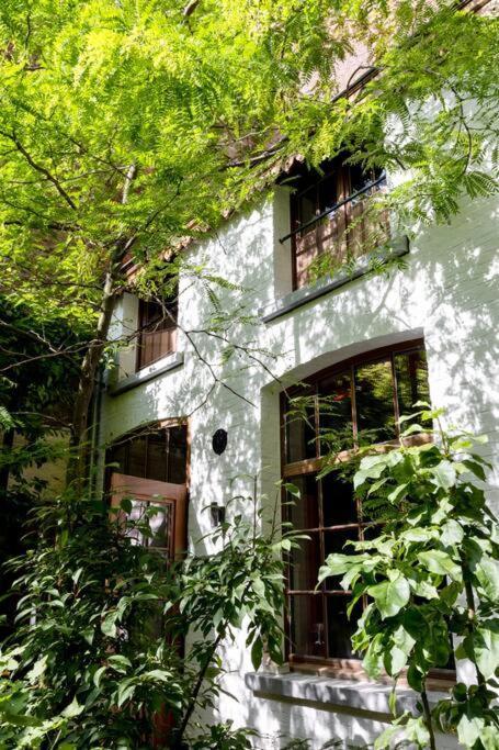 Вилла Carriage House In Quiet Ecological Garden Антверпен Экстерьер фото
