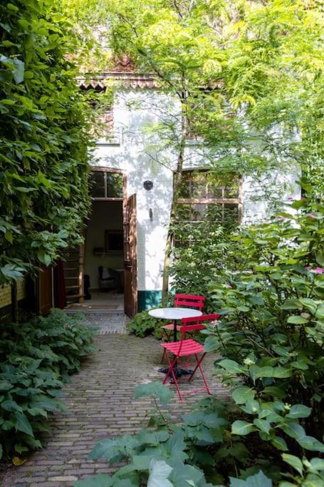 Вилла Carriage House In Quiet Ecological Garden Антверпен Экстерьер фото